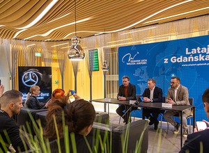 Ekologiczna współpraca gdańskiego lotniska z dealerami Mercedesa