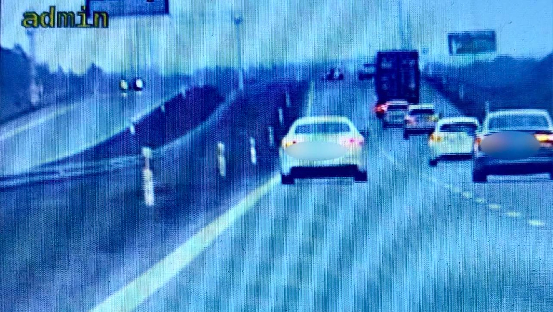 Zdjęcie z wideorejestratora. Policja zarzuca kierowcy przekroczenie prędkości o 109 km na godz. 
