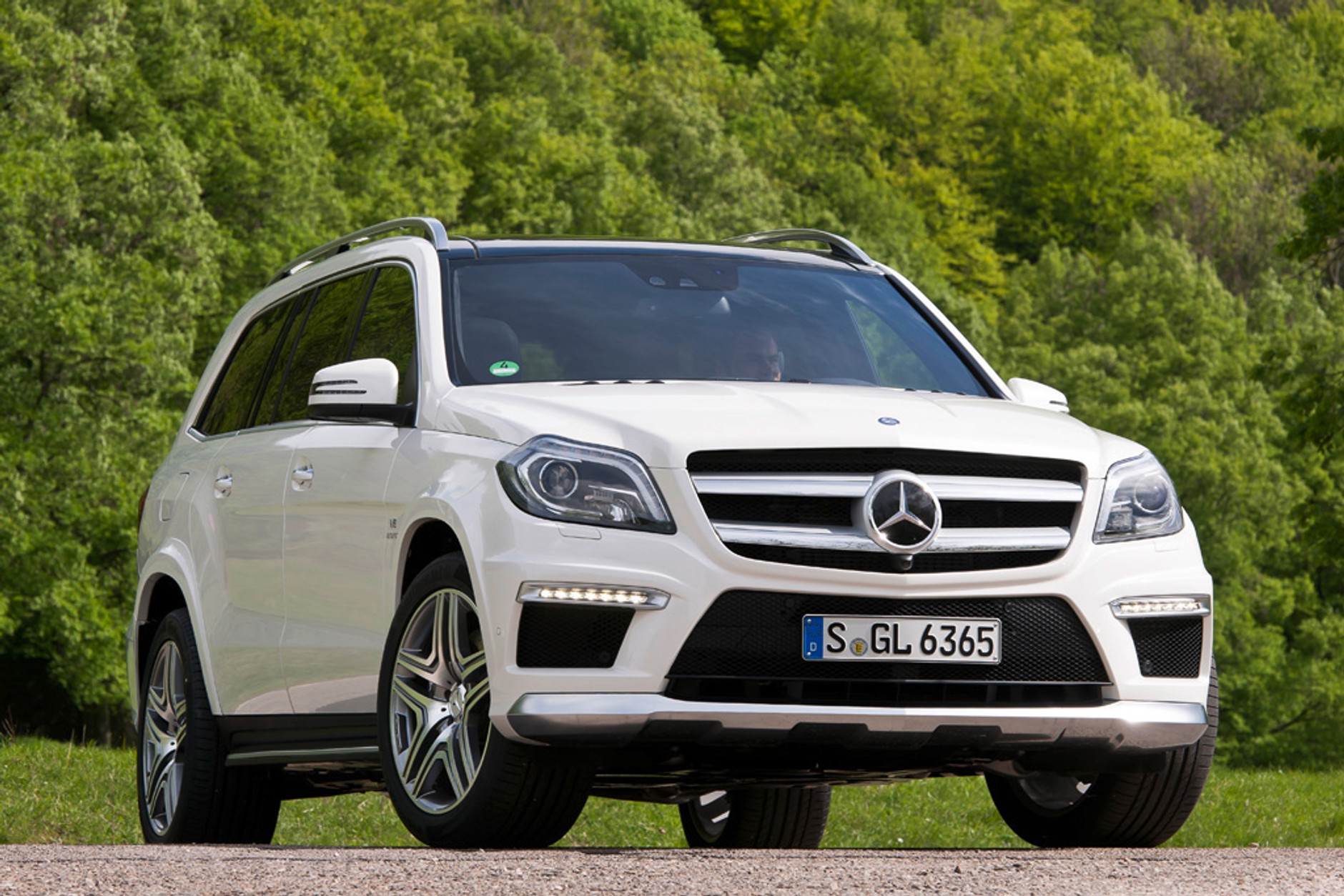 Mercedes-Benz GL 63 AMG: mistrz wagi ciężkiej