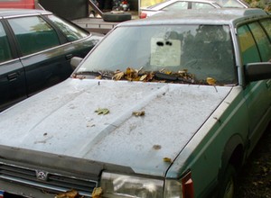 Masz stare auto bez badań technicznych i bez OC? Zaraz je wykreślą z rejestrów