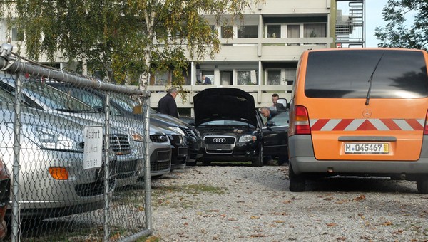 Jedziemy z wycieczką 
po samochód do Niemiec