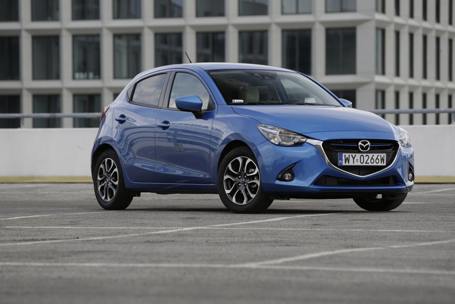 Wygodnie, ale drogo - test Mazdy 2 1.5 Skyactiv-G