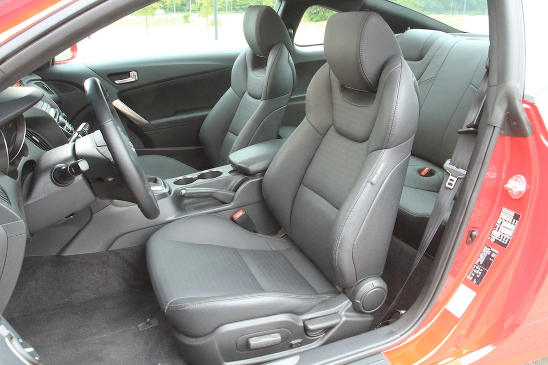 Hyundai Genesis 3.8 V6