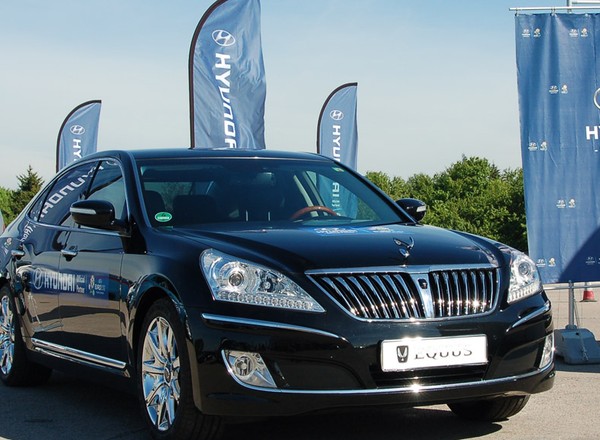 Equus: limuzyna Michela Platiniego na Euro 2012