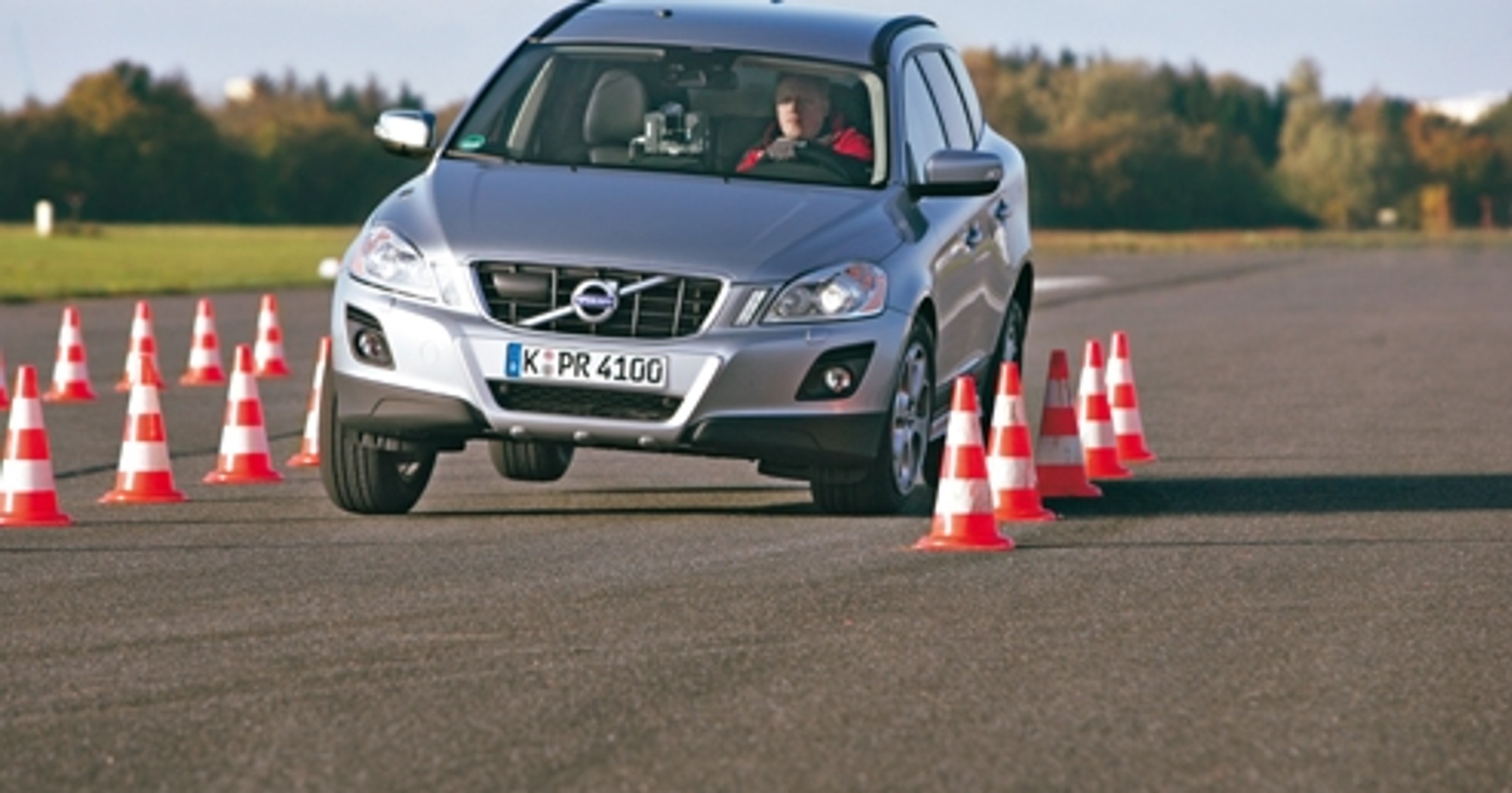 Volvo XC60 2.4 D5 - Volvo kontra test łosia