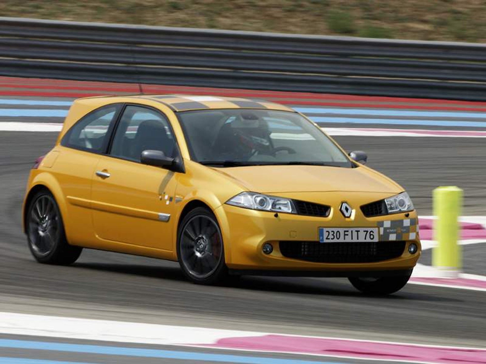 Renault: Megane F1 Team R26 dla uczczenia tytułu mistrza