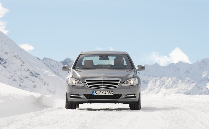 Mercedesy 4x4, duuużo zdjęć, zimą, w ładnej scenerii, ach