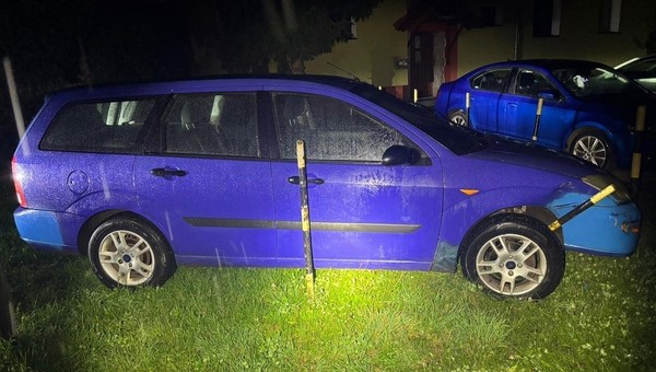 Zatrzymali go, bo jechał bez świateł. Policjanci oniemieli, gdy zobaczyli kierowcę