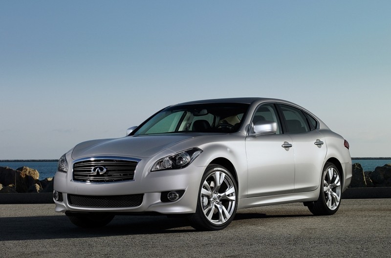 W jakim aucie poczujesz się jak w lesie? W Infiniti M37