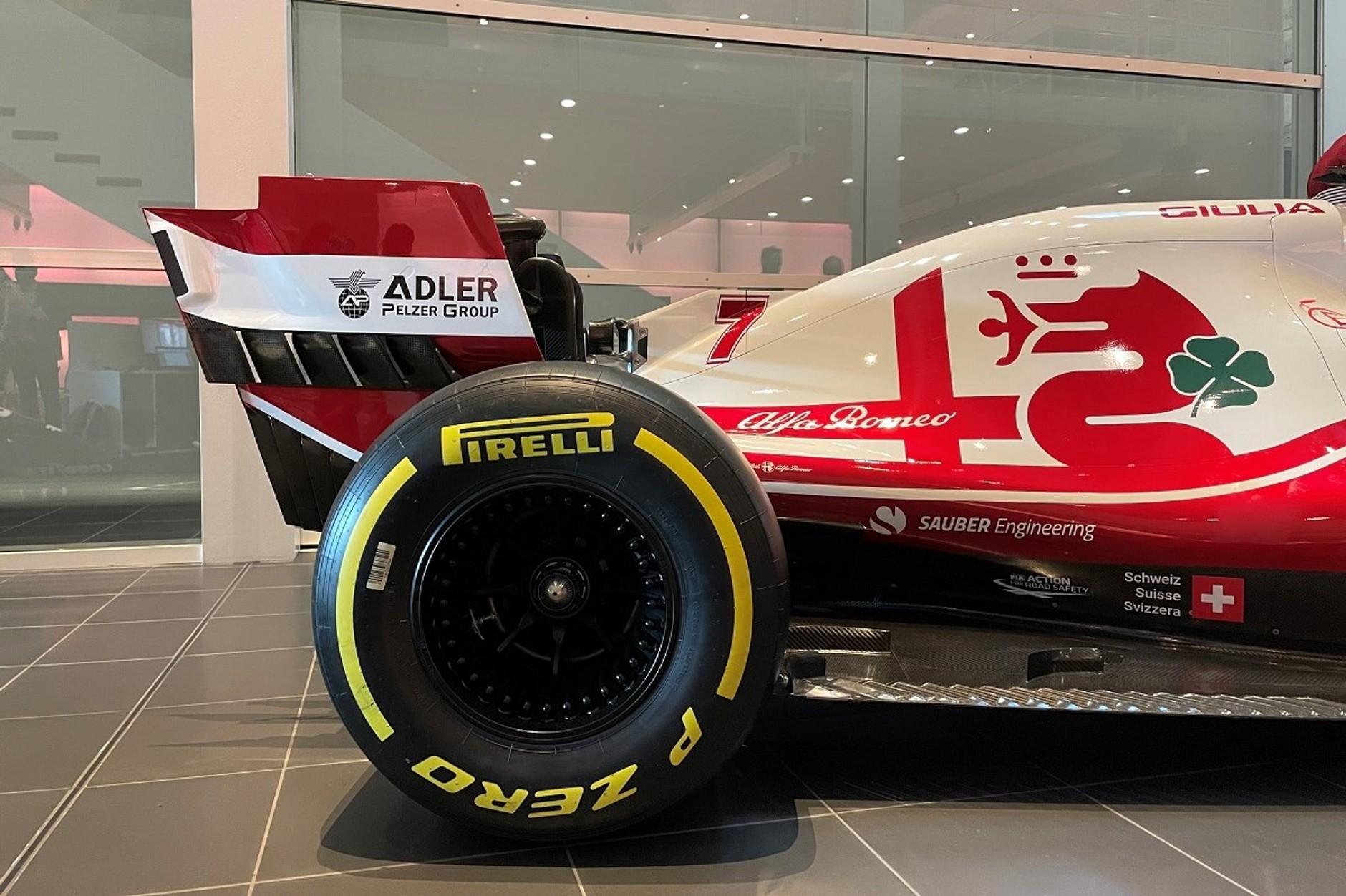 Ubiegłoroczny bolid zespołu Alfa Romeo F1 Team