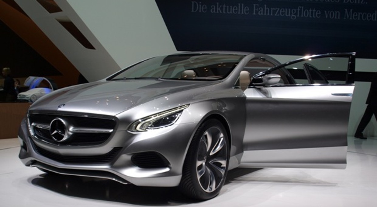 Mercedes F800: prekursor nowego stylu (Genewa 2010)