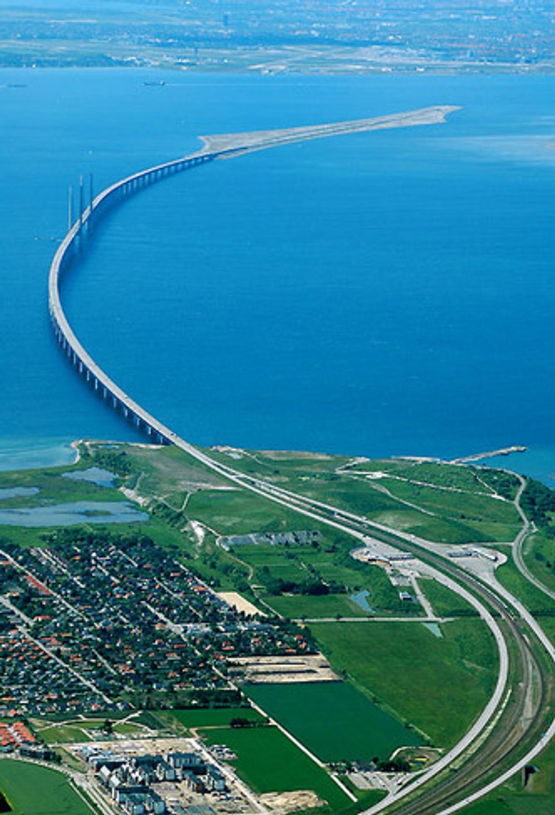 50 mln samochodów pokonało najdłuższy w most w Europie