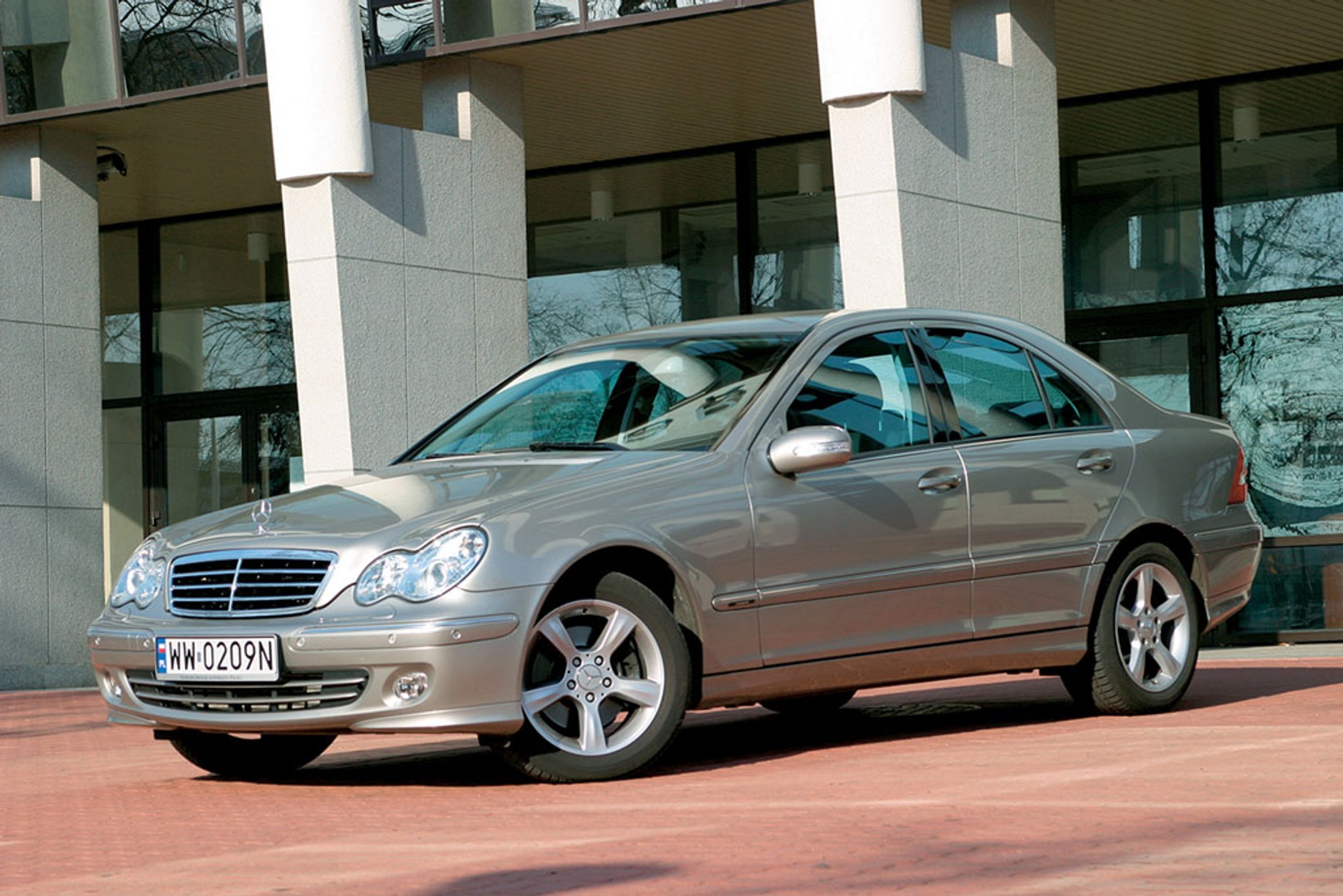 Konkurenci Lexusa IS