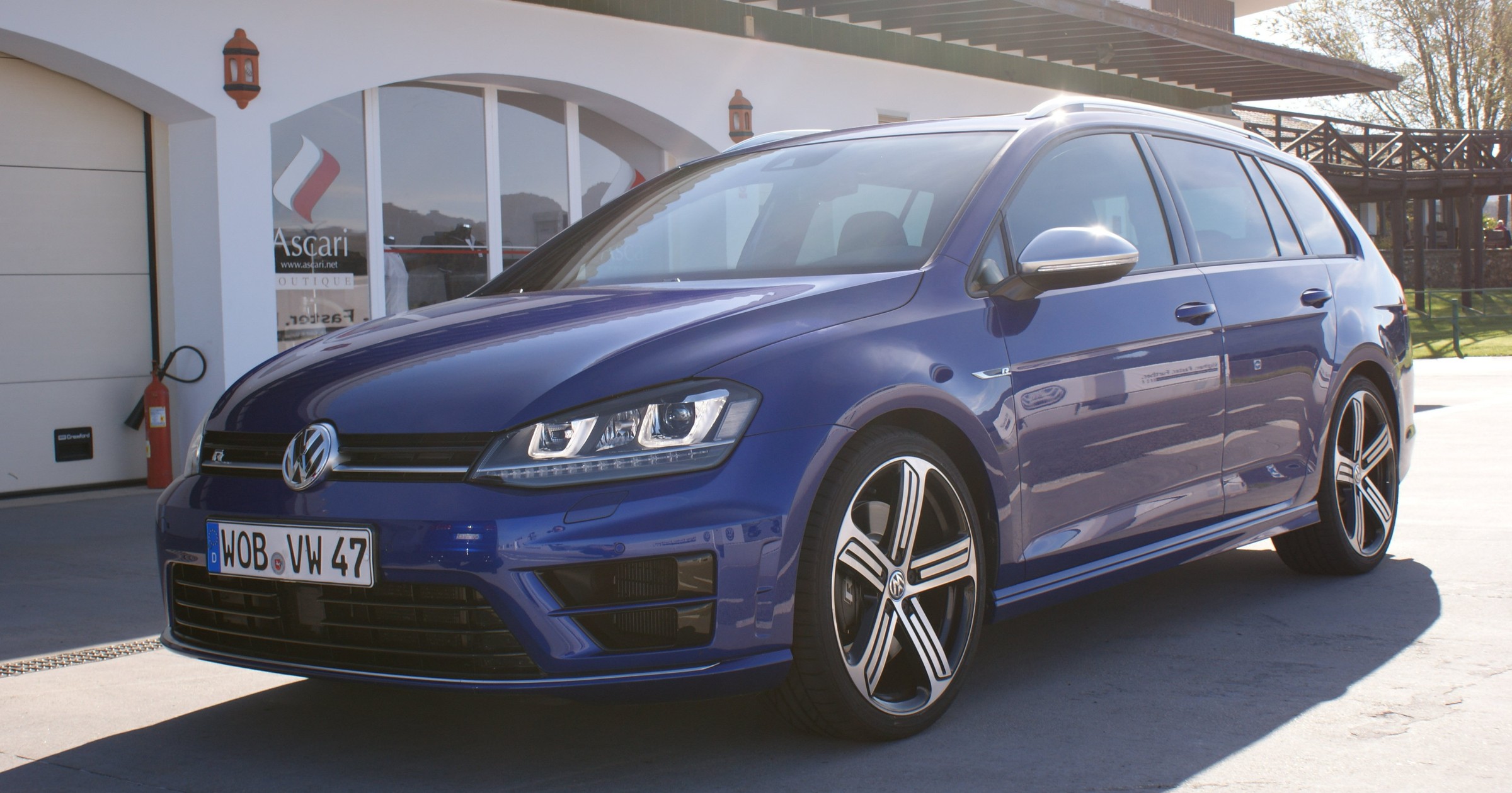 Volkswagen Golf R Variant