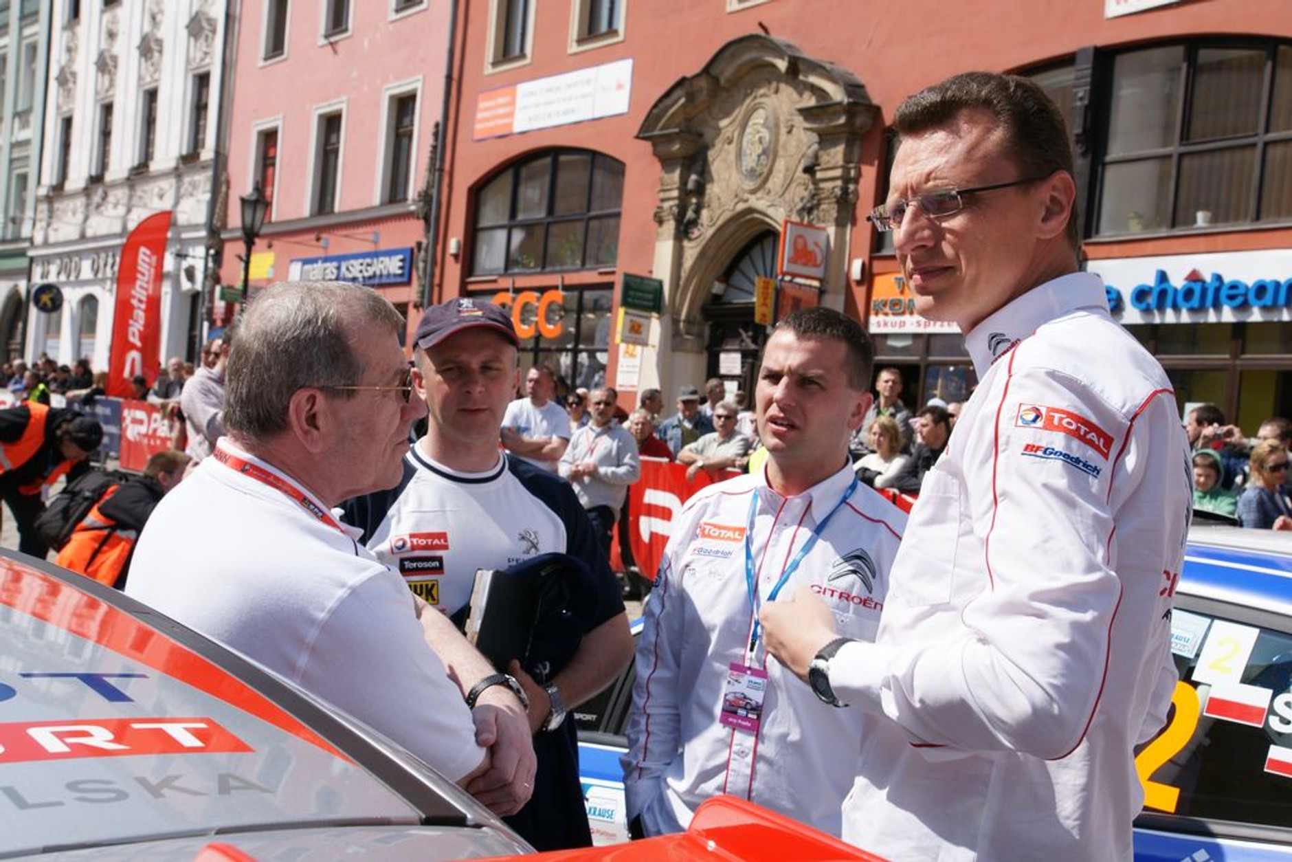 Rajd Elmot 2010: Sołowow, Kuchar, Kuzaj czy Kajetanowicz? (relacja z 2. etapu)