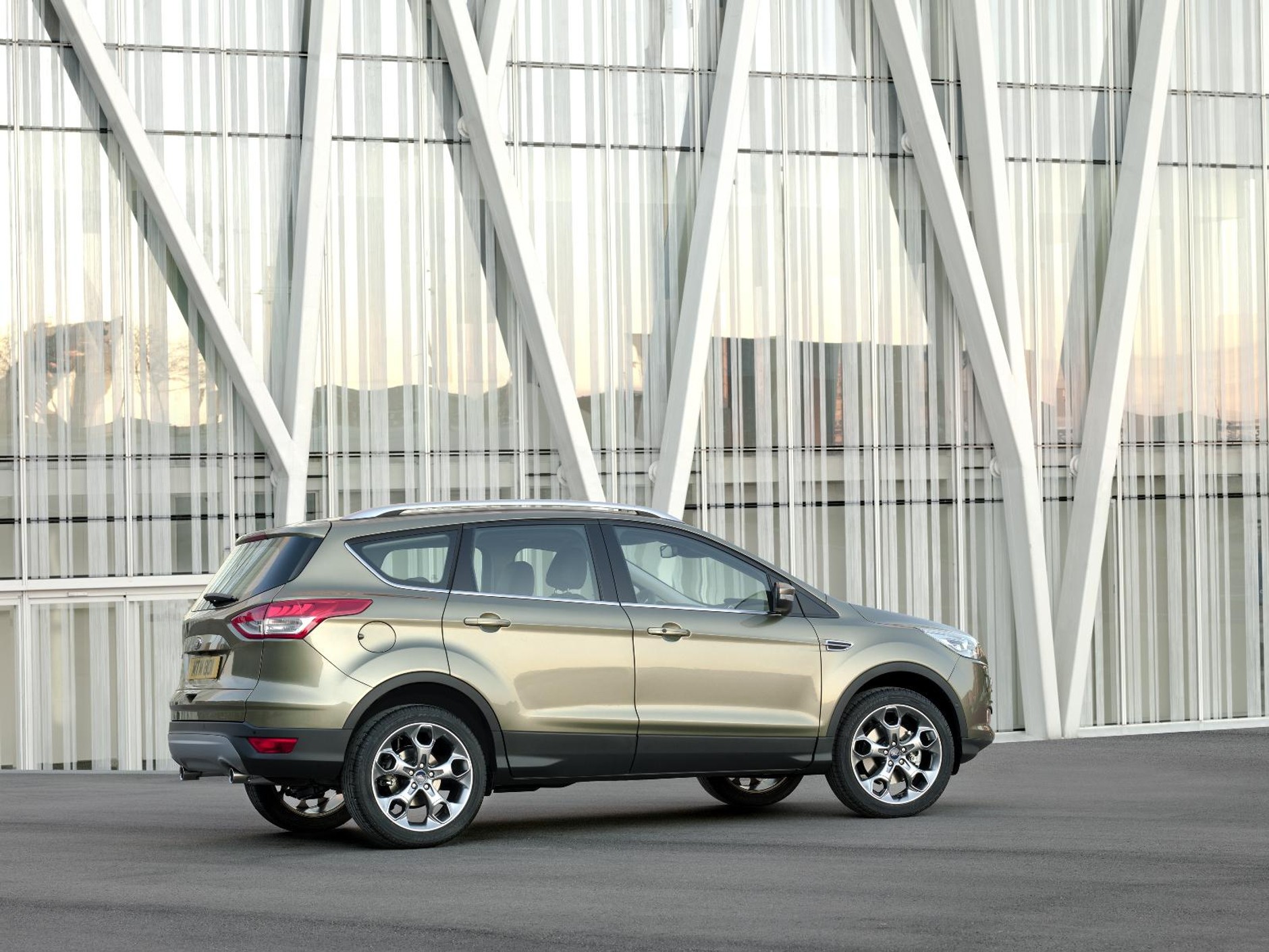 Nowy Ford Kuga: genewski debiut
