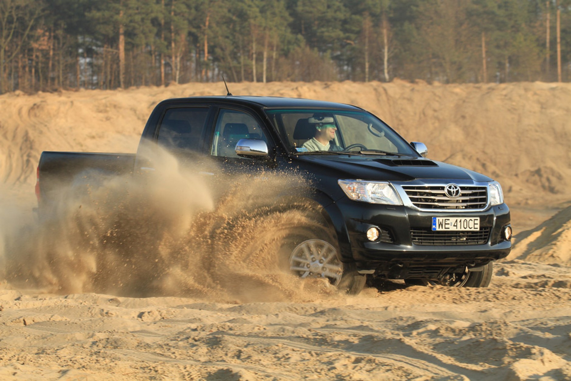 Toyota Hilux: pikap nie do zdarcia