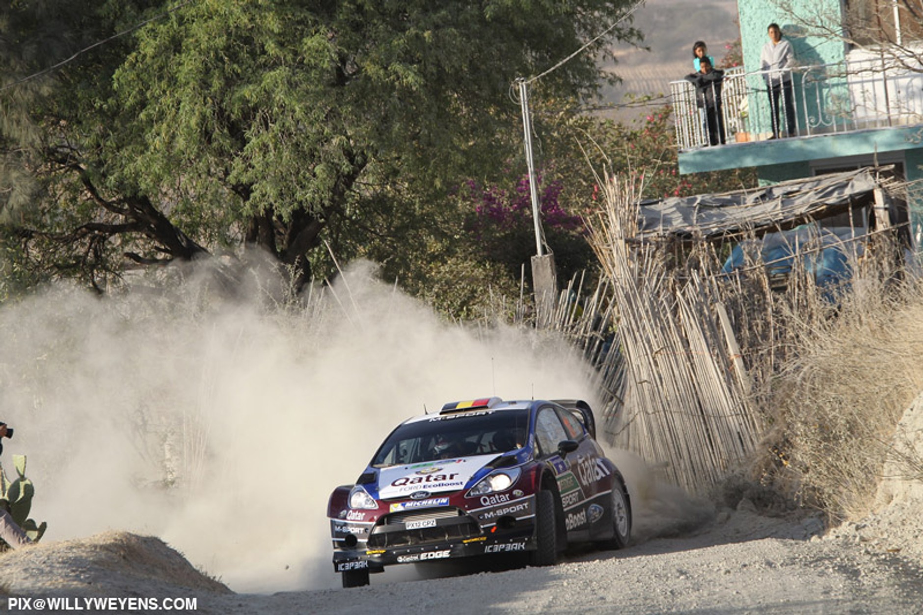 Rajd Meksyku 2013: złoty Ogier nie dał szans konkurentom