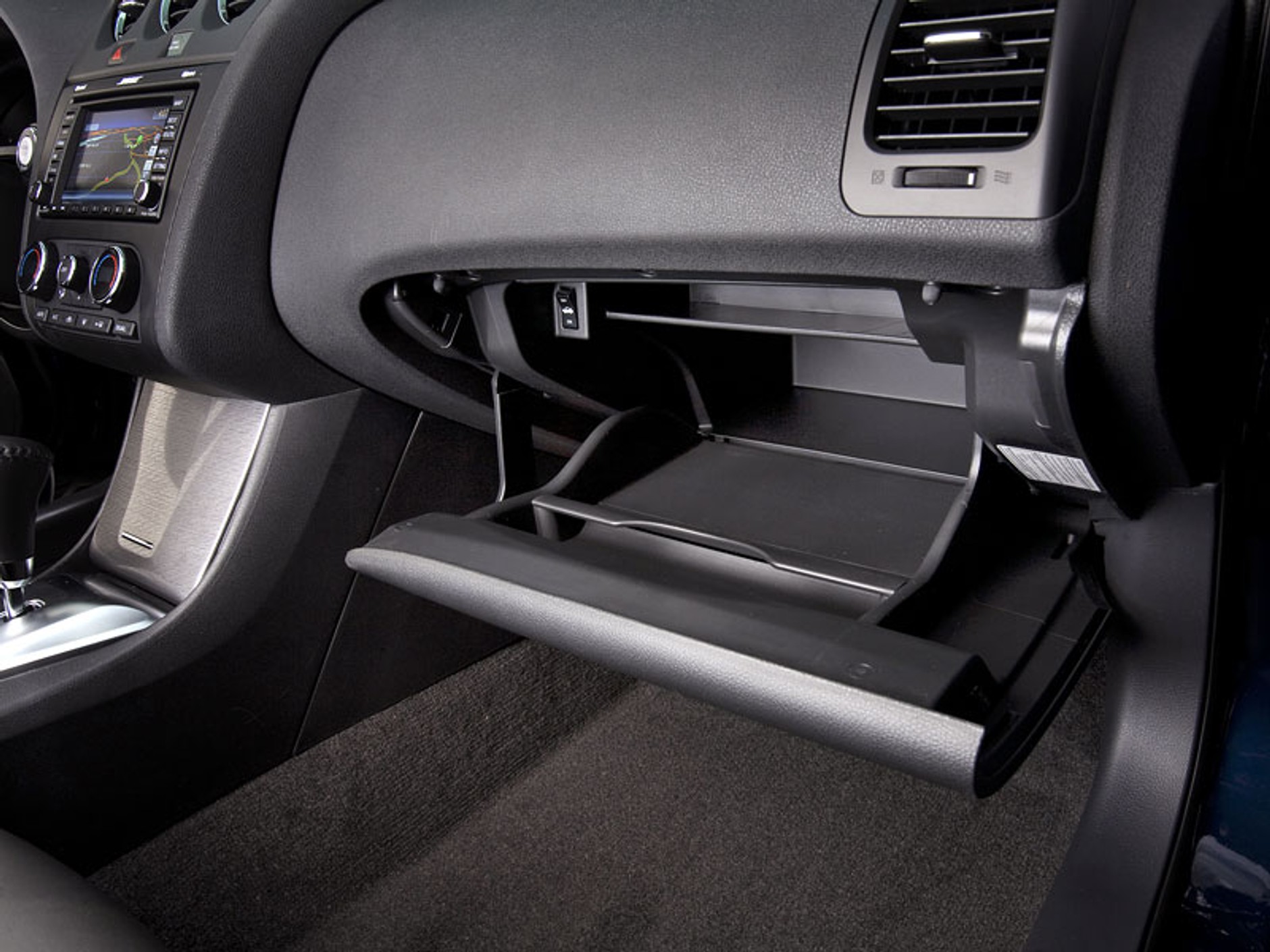 Nissan Altima 2010: amerykański facelifting na rok 2010