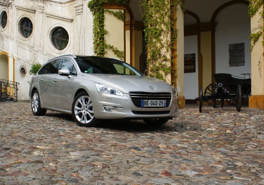Peugeot 508 1.6 THP: lew rusza na polowanie