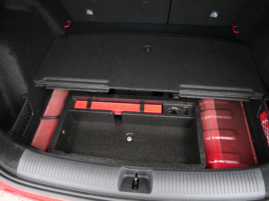 MG ZS Hybrid +