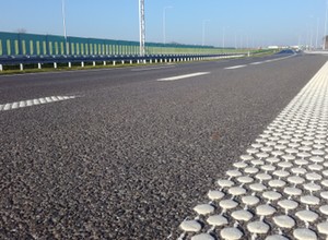 Polacy ocenili stan dróg. Kierowcy BMW nie dogadają się z kierowcami Suzuki [Narodowy Auto Test 2024]
