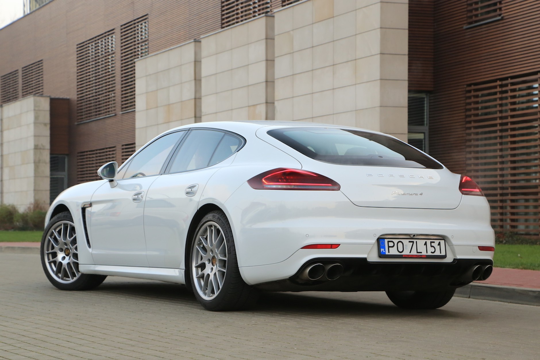 Porsche Panamera 4 Edition