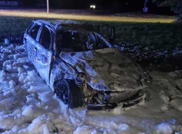 Jechała ponad 250 km/h, BMW spłonęło. Prokuratura postawiła zarzuty 19-latce