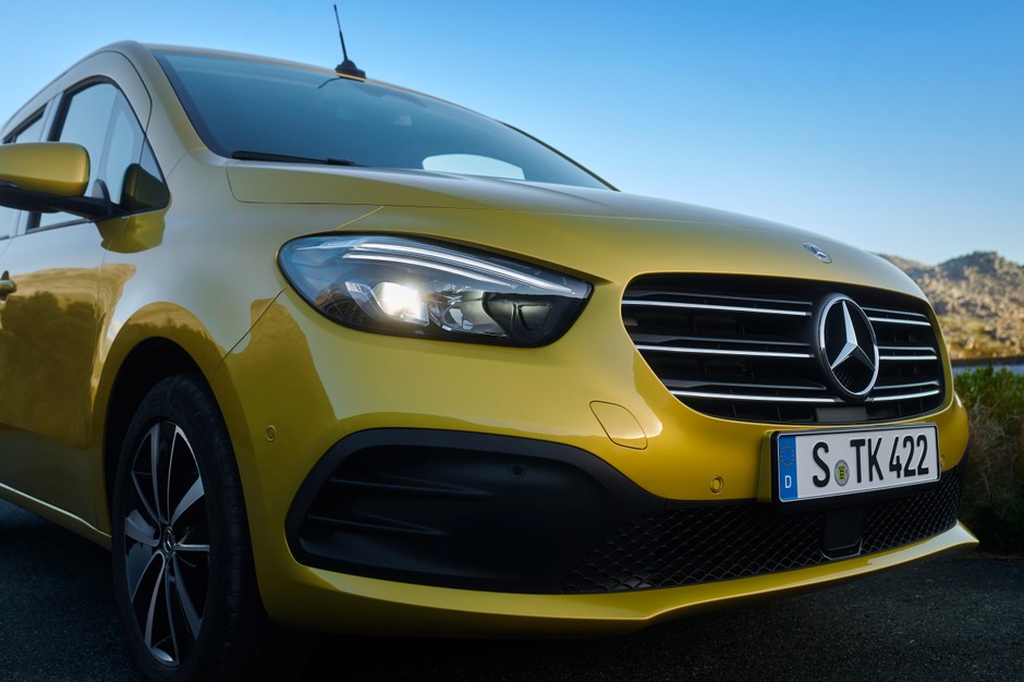 Mercedes T 2022