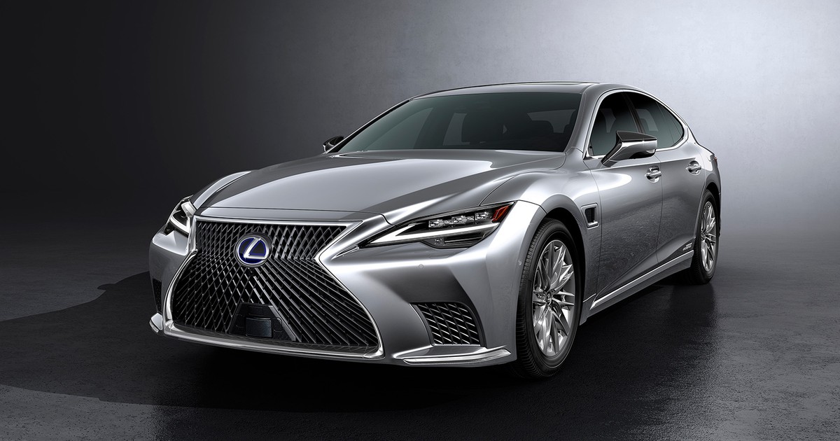 Lexus LS po modernizacji - w japońskich salonach zimą 2020 roku. W Europie poczekamy zapewne do 2021 roku. 