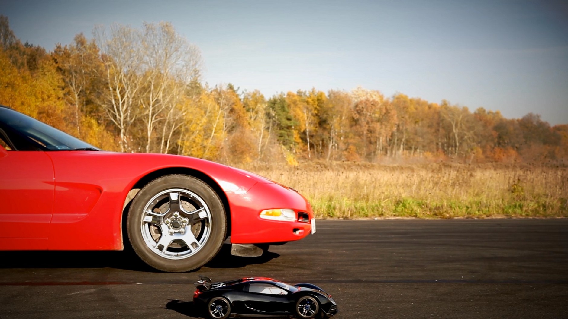 TRAXXAS kontra Corvetta 1