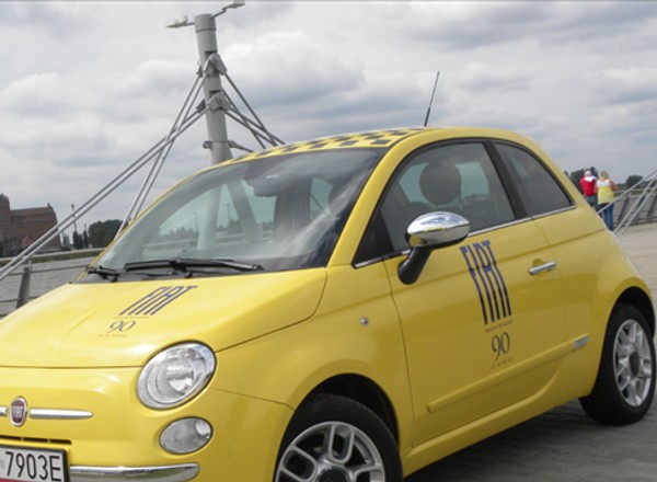 Fiat 500 - Precz z miejską nudą!