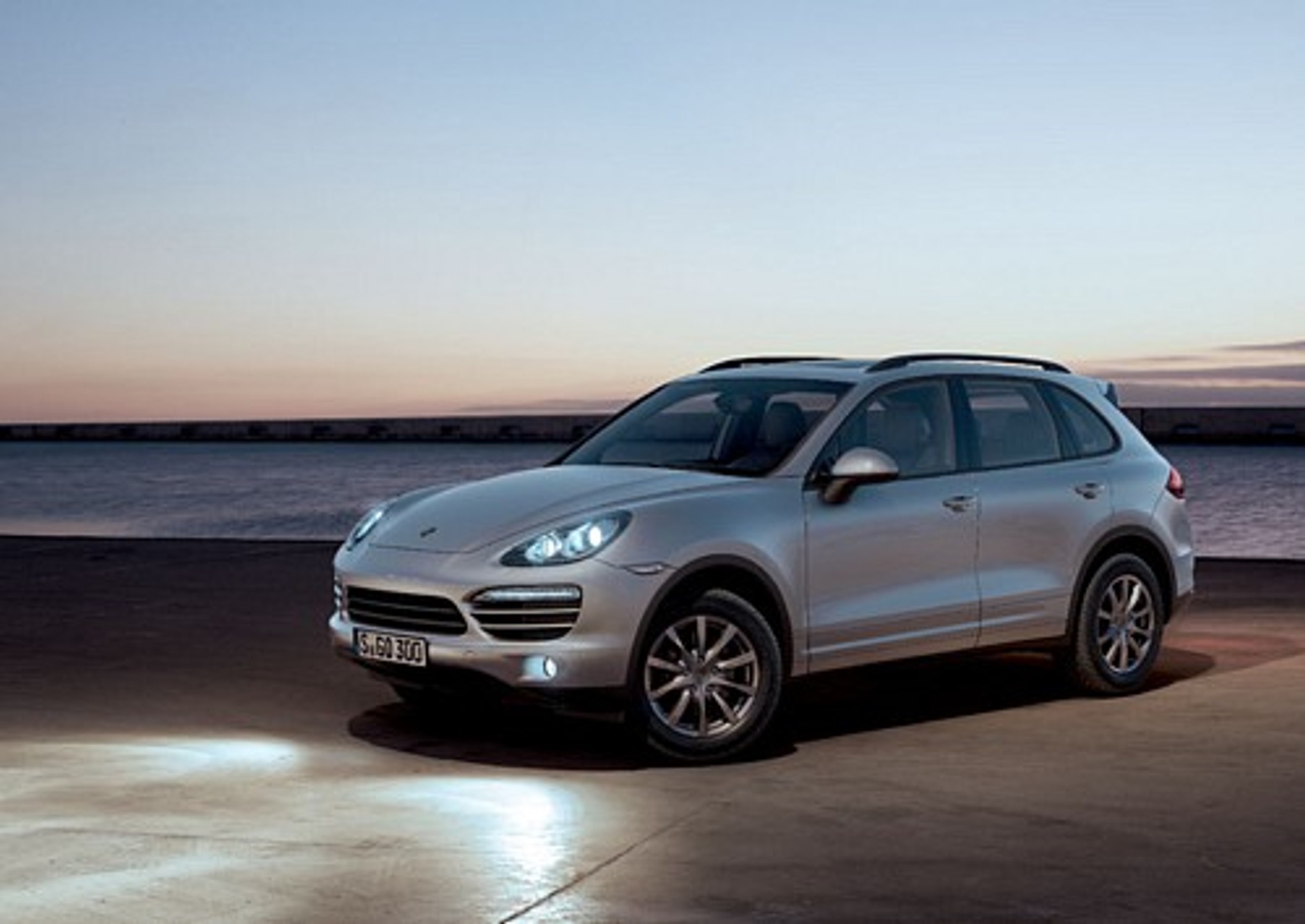 Porsche Cayenne II -  Kierunek: luksus