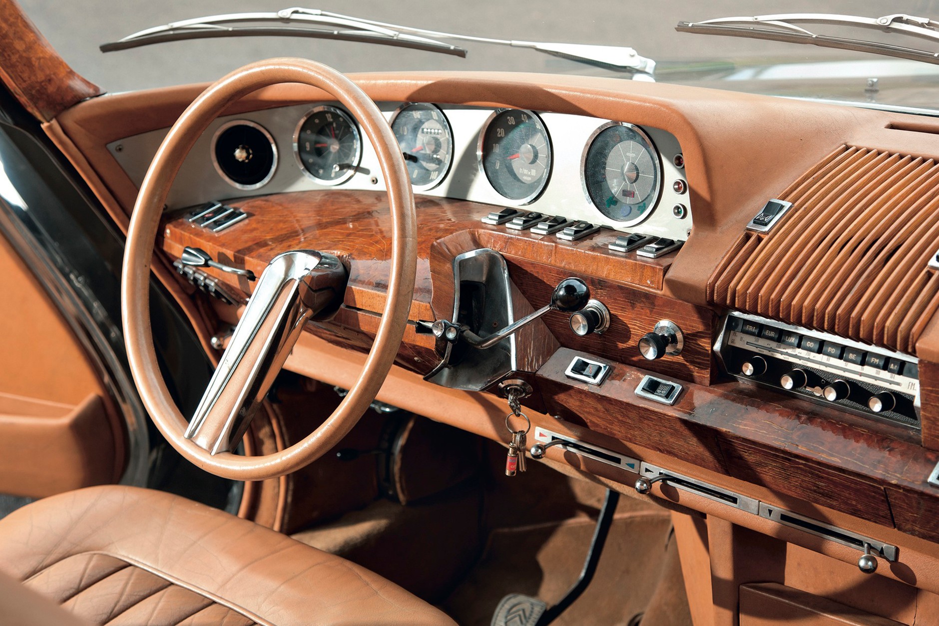 Klasyk z najwyższej półki - Citroen DS 21 Presidentielle