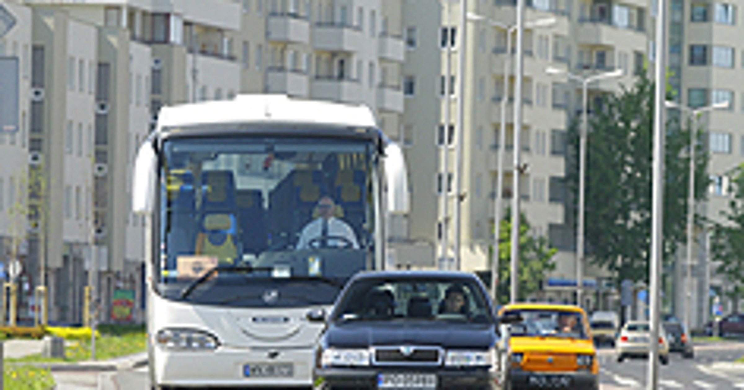 Winni ludzie, czy pojazdy? Analizujemy przyczyny wypadków autobusów