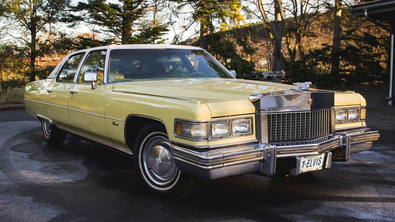 Cadillac Fleetwood Brougham, rocznik 1975 r., Elvisa Presleya