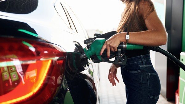 Nowy podatek ETS2 od 2027 r. lub 2028 r. Polscy kierowcy zapłacą go w paliwie