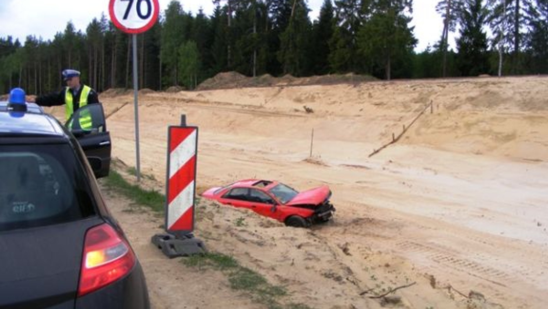Pijany kierowca skończył w rowie