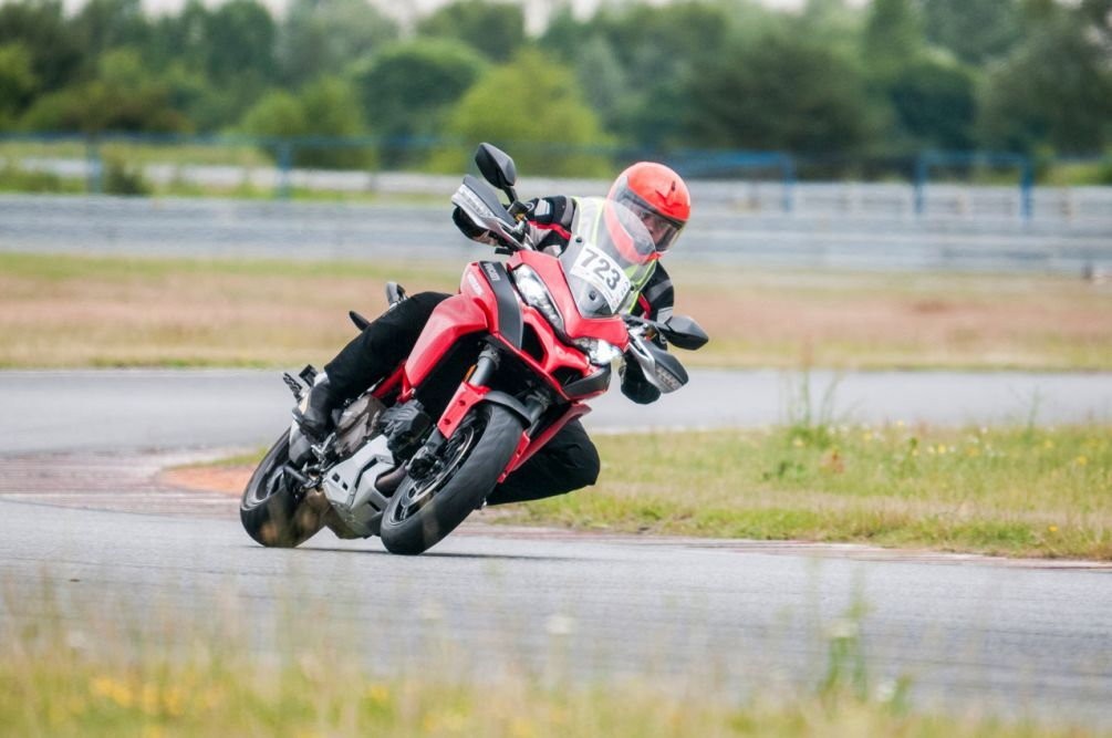 Ducati Multistrada 1200 na Torze Poznań