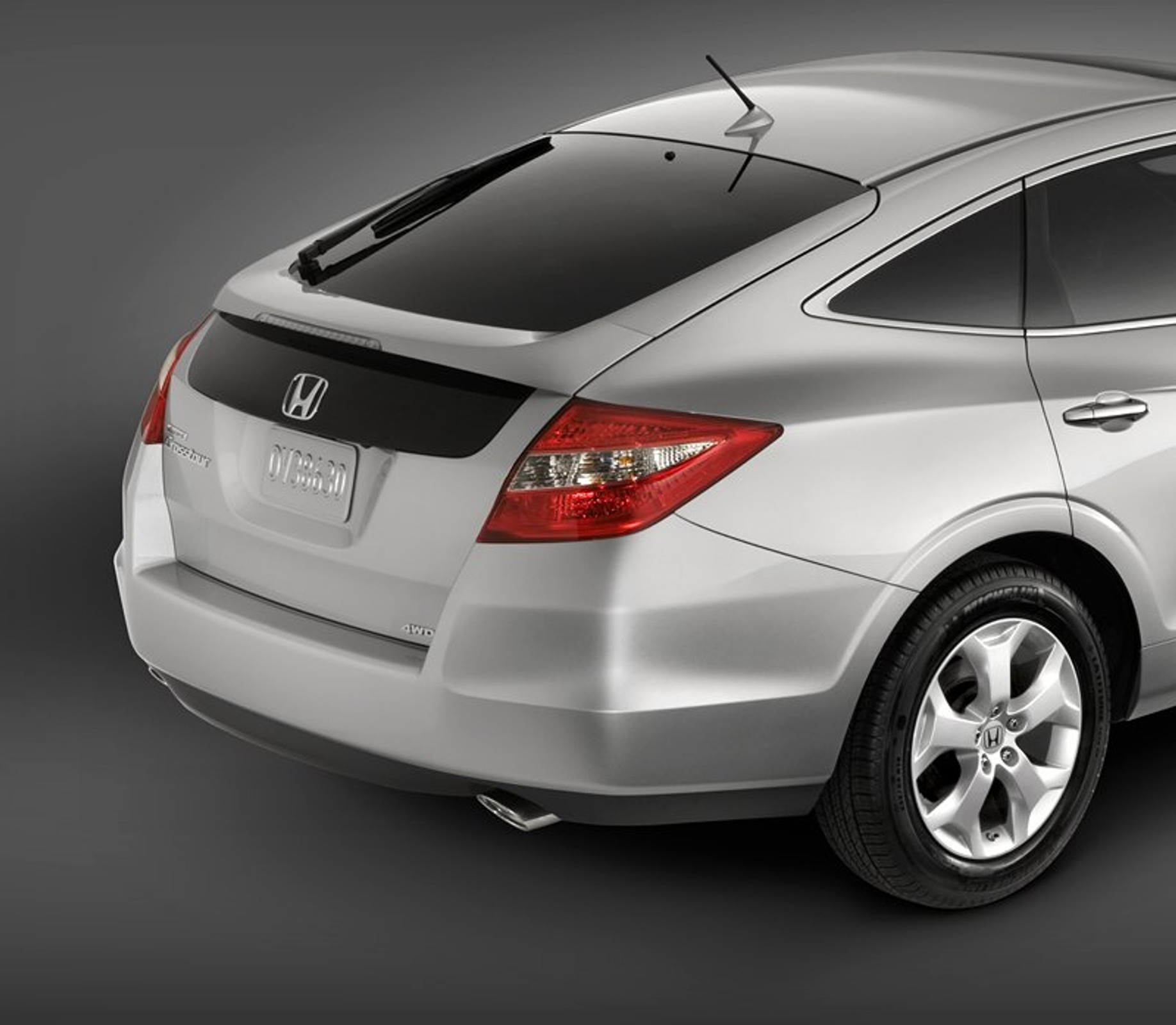 Honda Accord Crosstour: Accord jako crossover dla Amerykanów