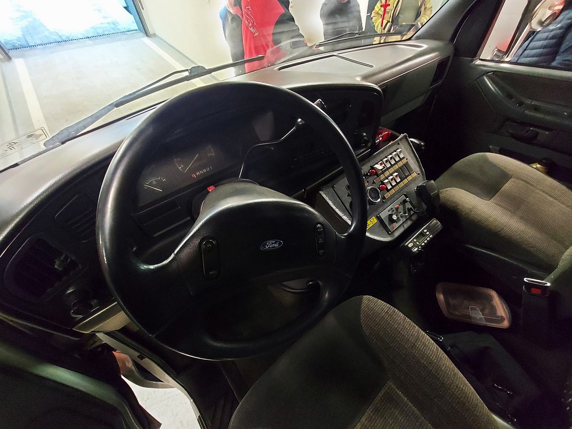 Ambulans na bazie Forda 350E Cutaway przekazany Ukrainie