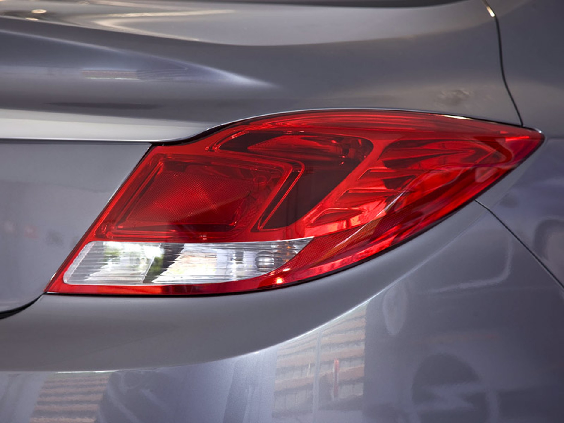 Opel Insignia: pierwsza statyczna prezentacja