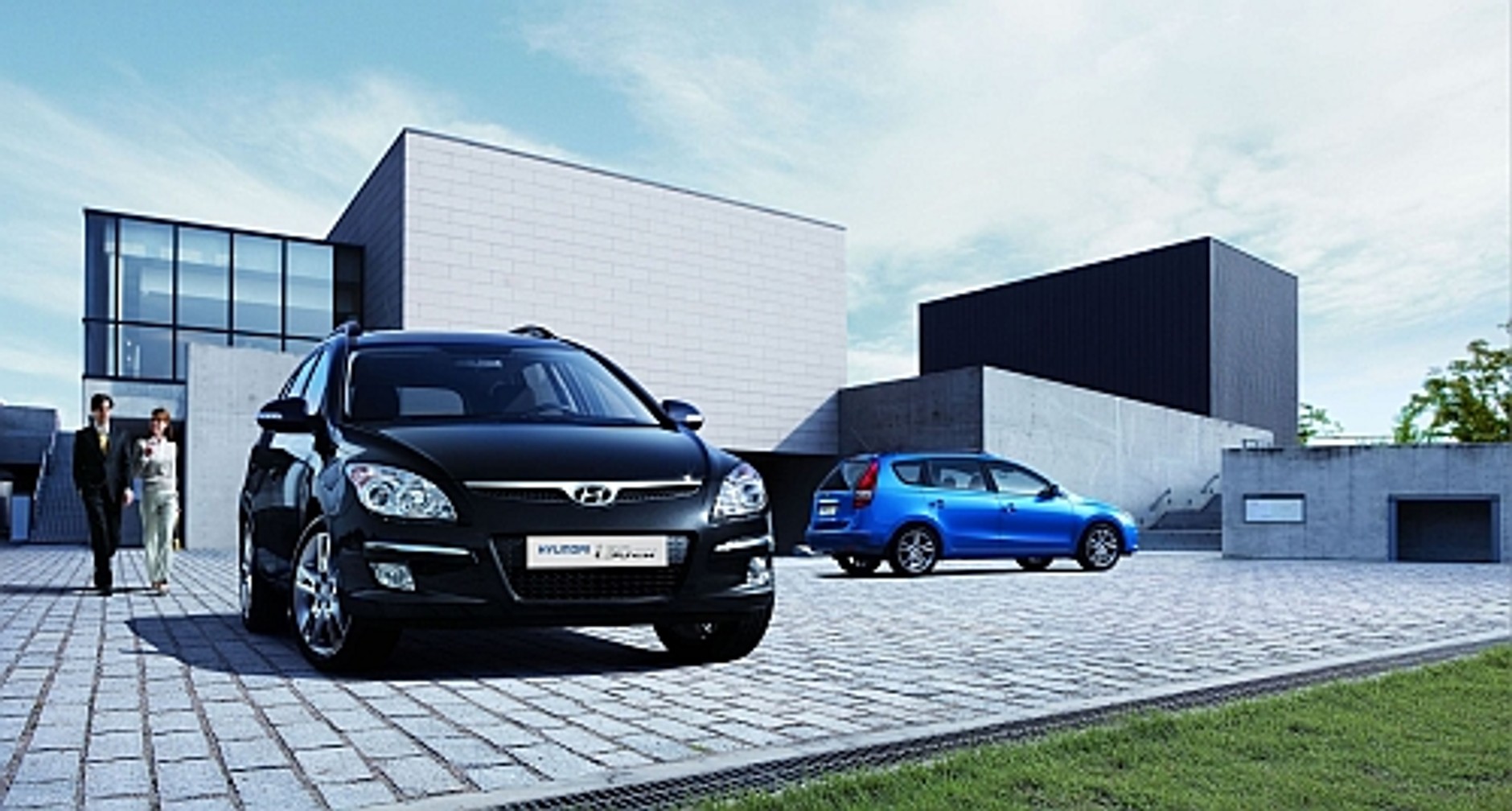 Nowe promocje w salonach Hyundaia