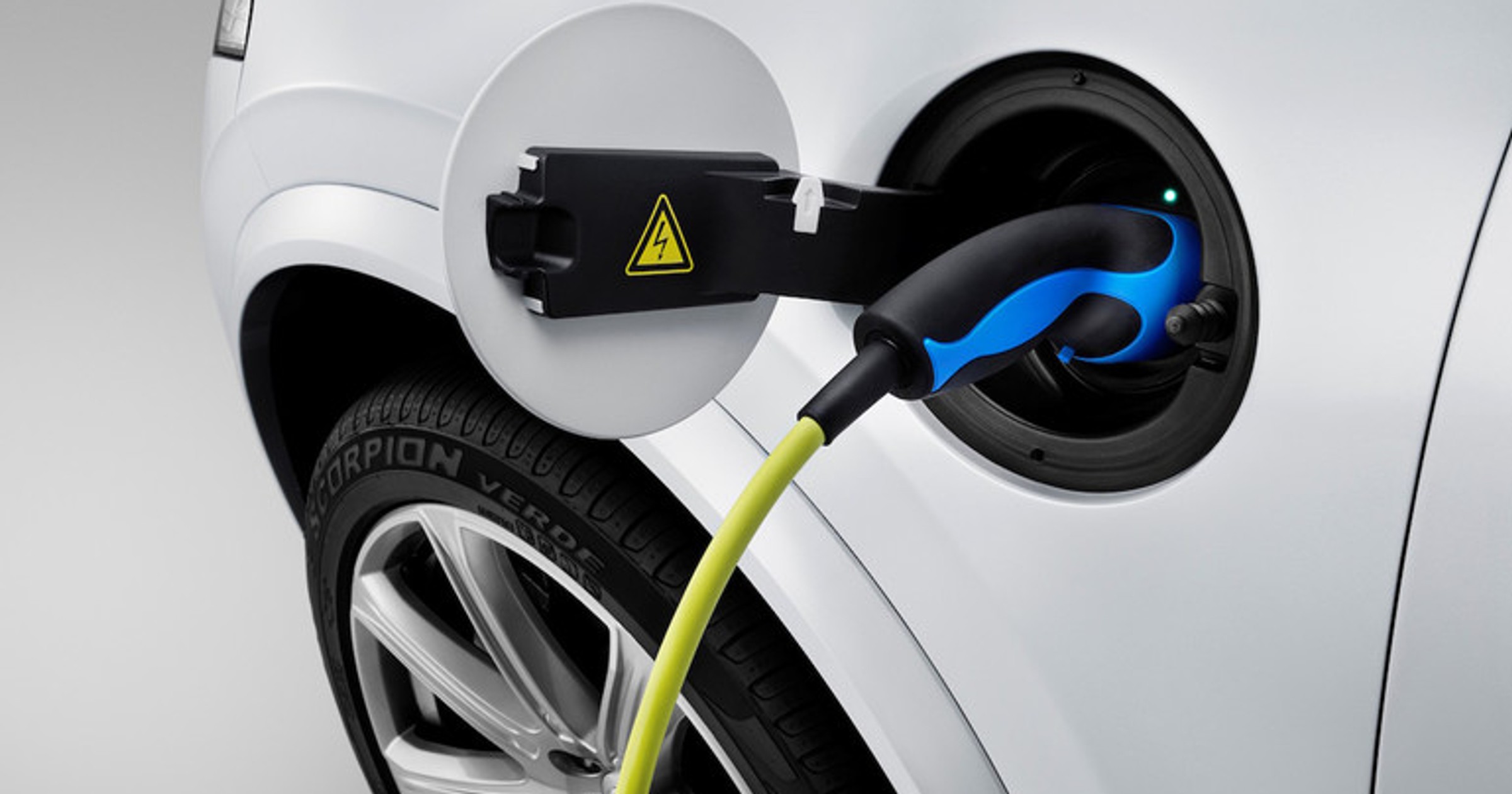 Ładowanie samochodu elektrycznego