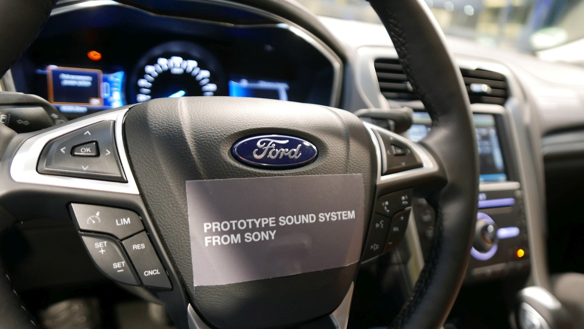 Ford Mondeo Vignale z systemem Sony: wersja prototypowa