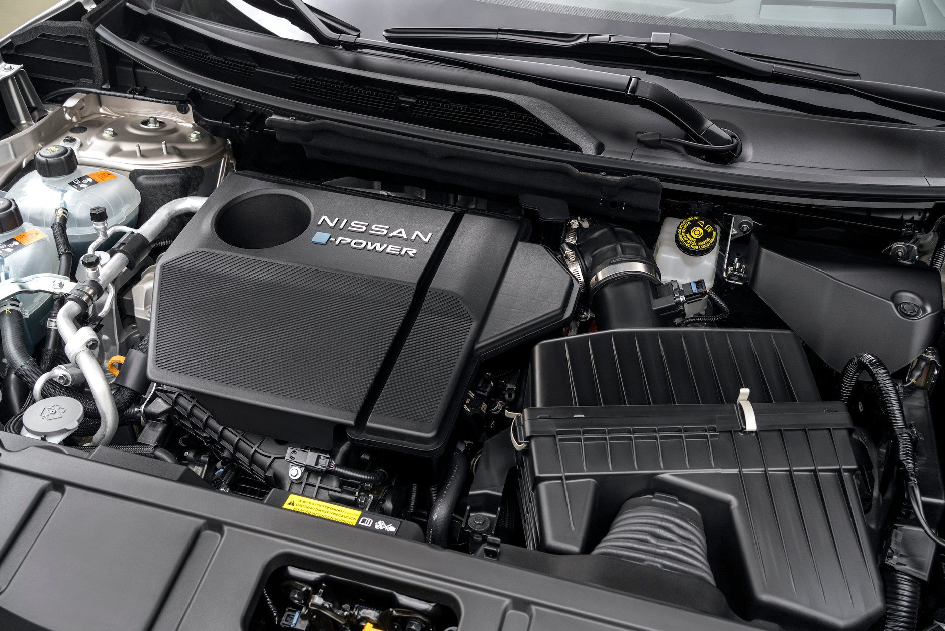 Nissan X-Trail e-Power e-4ORCE 2022 r.