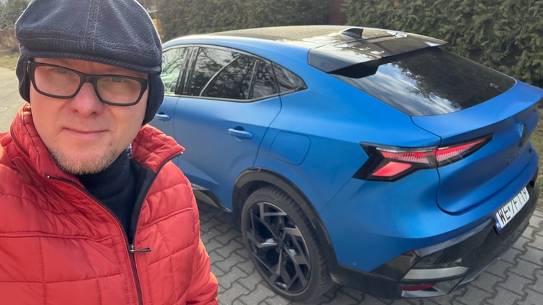 Renault Rafale e-Tech 4x4 300 KM – czy jeździ tak dobrze, jak wygląda?