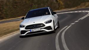 Niech żyją diesle. Mercedes C 220 d ma zasięg 1400 km!
