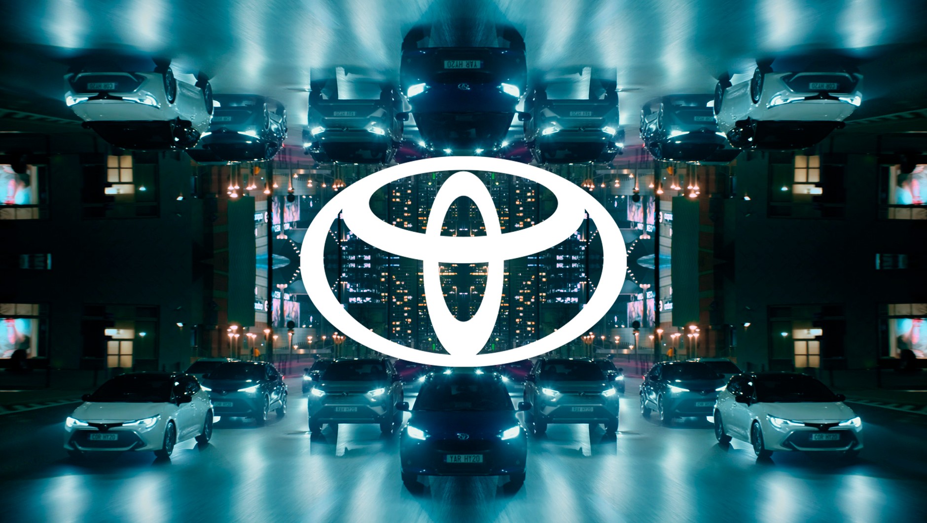 Toyota - nowe logo