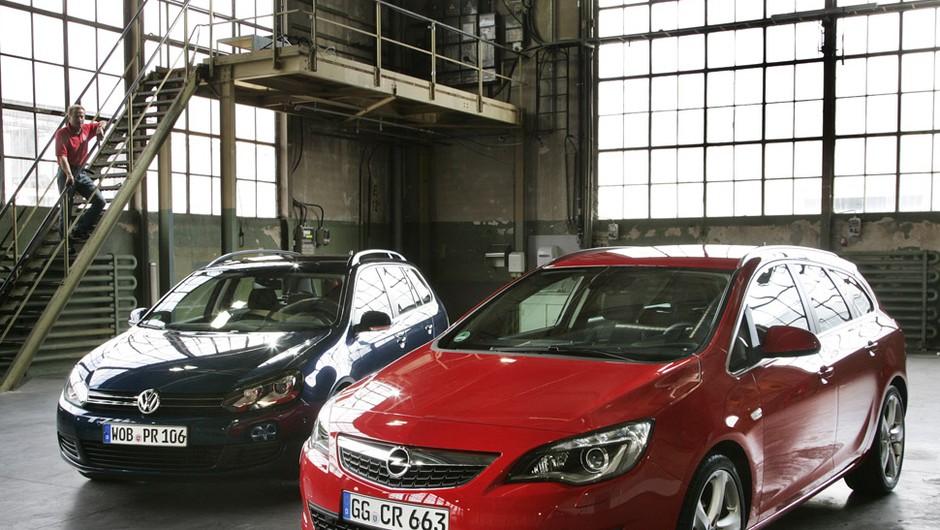 Klasowe starcie: Opel Astra Sports Tourer kontra VW Golf Variant